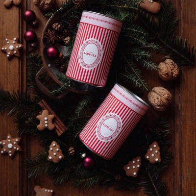 Pierniczki w ozdobnej puszce